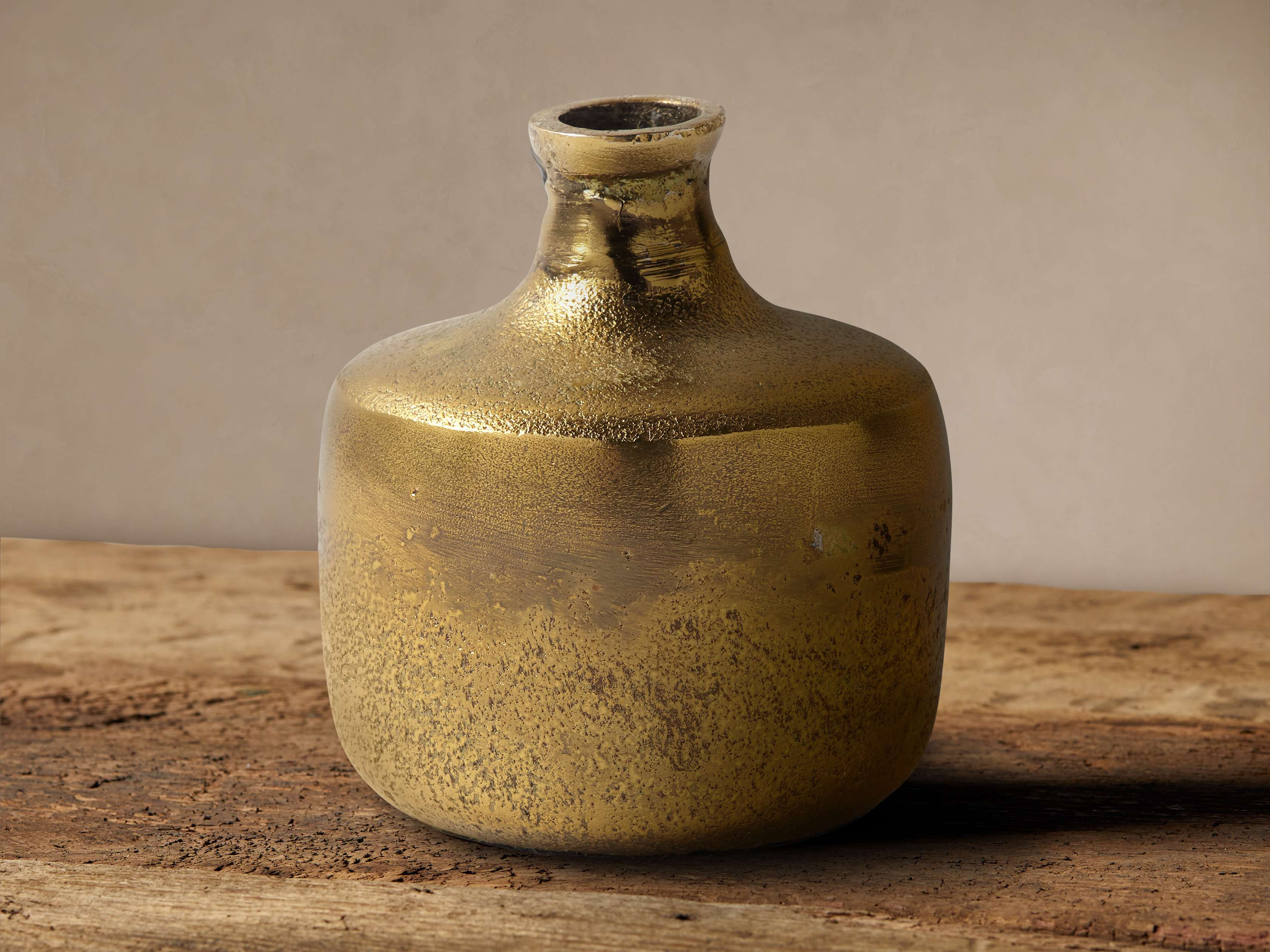 Lotus Bud Vase | Arhaus