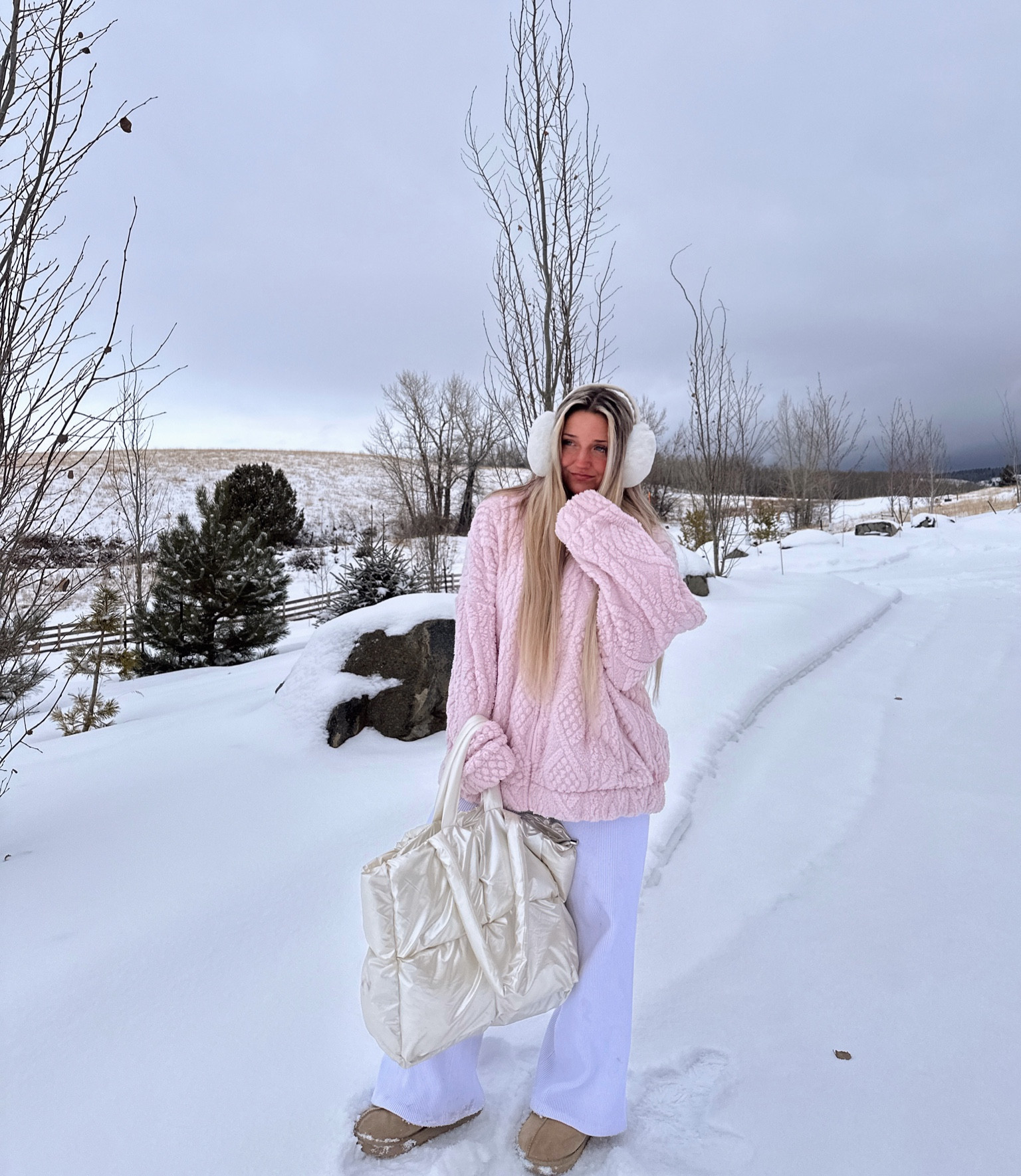 pink winter fit details❄️🎀🤍 
Zip-up from hollister (5th link—sold out in pink so linked similiars) 


Winter fashion, winter outfit, pink cozy outfit inspo, earmuffs outfit, pink girly aesthetic finds, puffer tote bag, cable knit sweater, pink cable knit sweater, ugg tasmans, snowy outfit, pink snow outfit, winter fashion finds, pink jacket, aesthetic knit pink coat, winter snow shoes 

#LTKU #LTKmidsize #LTKsalealert #LTKfindsunder50 #LTKSeasonal #LTKstyletip #LTKbeauty #LTKActive #LTKitbag