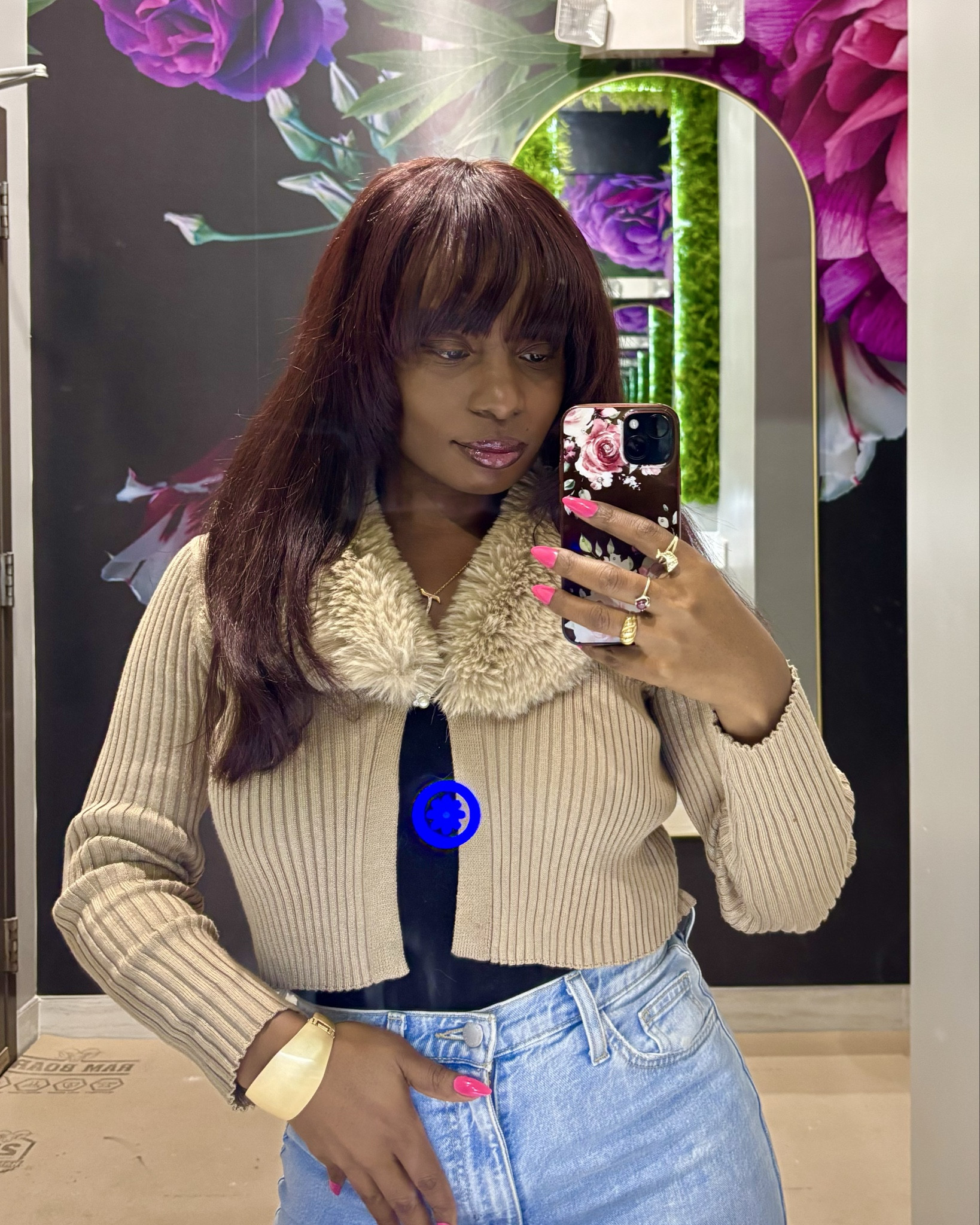 Winter casual date night outfit. Featuring faux fur trimmed cardigan and wide leg jeans. 

#LTKdayinmylife #LTKSeasonal #LTKootd