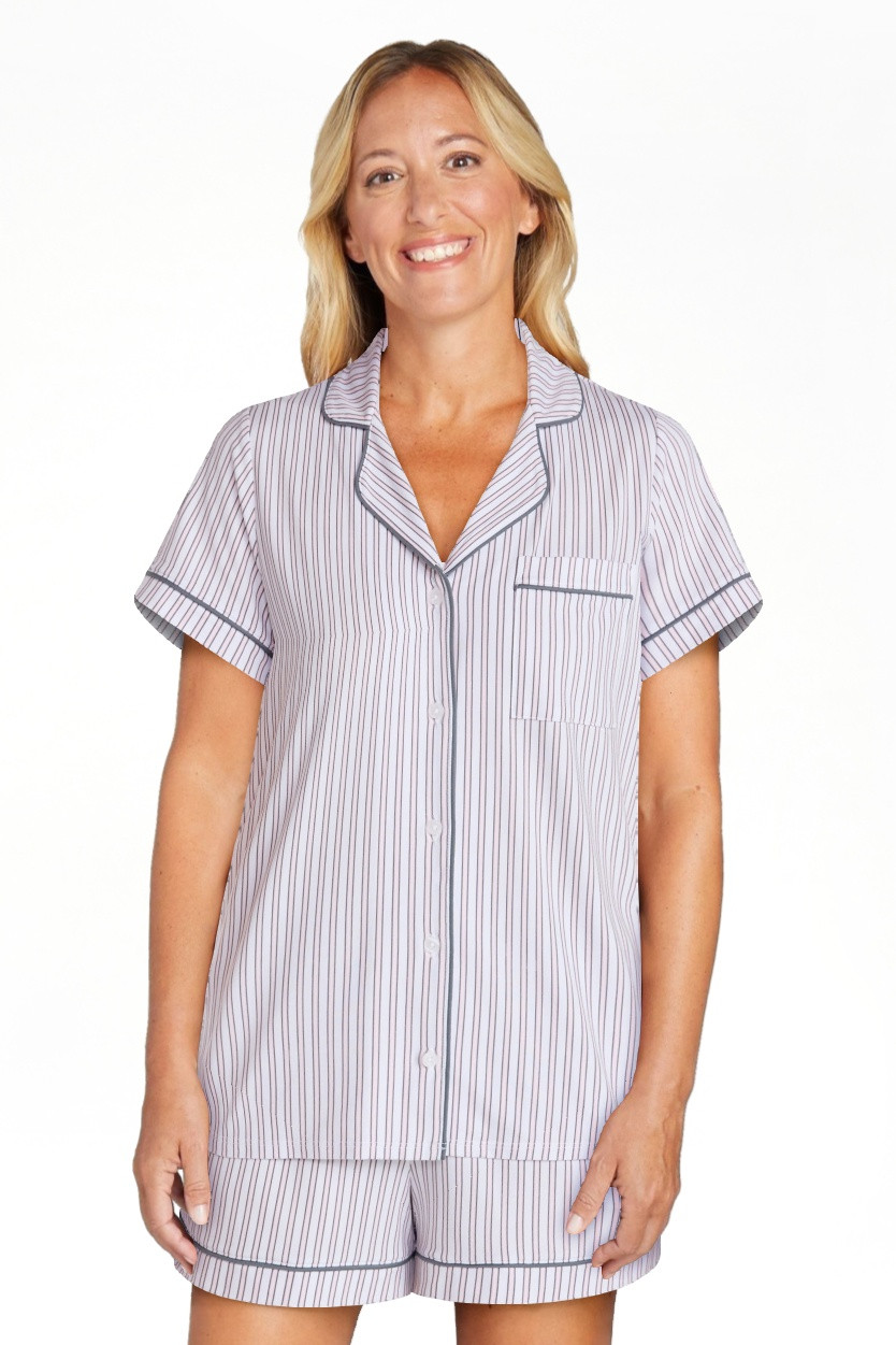 Joyspun Women's Dreamy Soft Collection Notch Collar Top and Shorts Pajama Set, 2-Piece, Sizes XS-... | Walmart (US)