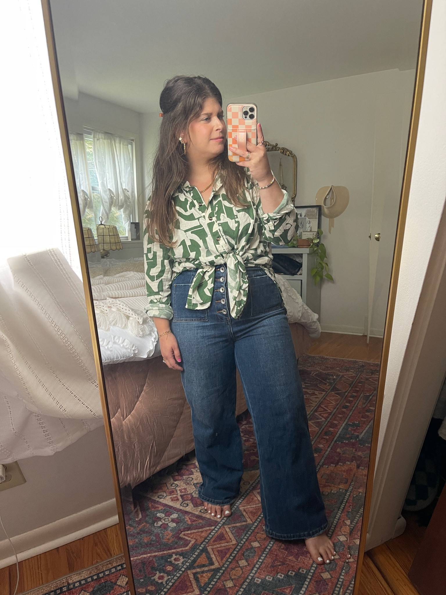 Loving these wide leg flares with this top tied up. It’s giving 70s vibes. 



#LTKFindsUnder100 #LTKSeasonal #LTKStyleTip