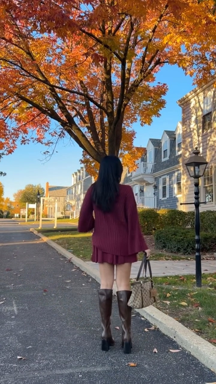 Comment ‘SHOP’ for the set details 🍁🍂🍇

#fallfashion #fallstyle #fallaesthetic #twopieceset #ontrend Fall style | Fall fashion inspiration | Style inspiration | Fall aesthetic | amazon fashion 

@amazonfashion