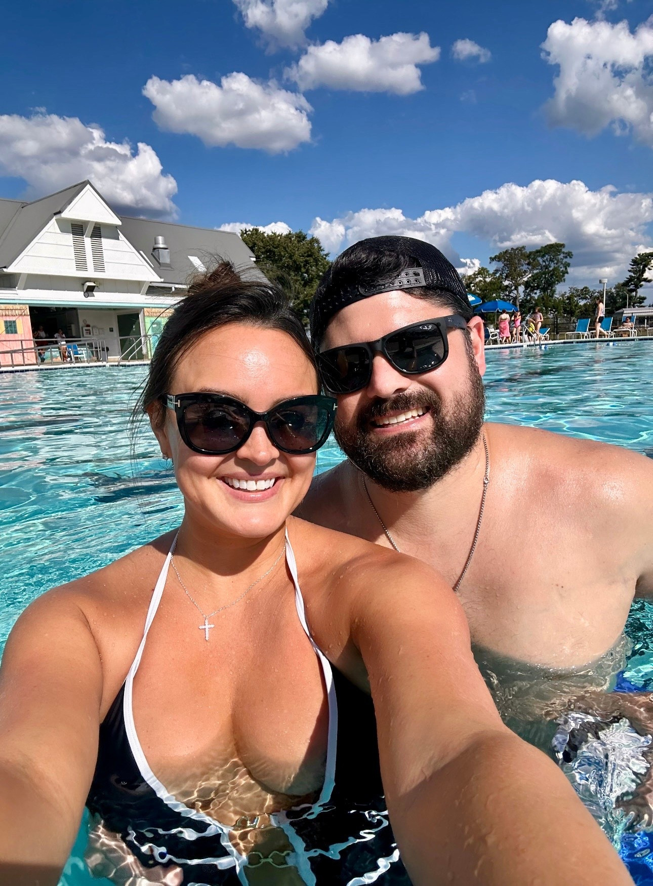 soaking up the sunshine for the last pool day of 2025

#LTKSaleAlert #LTKSwim #LTKSeasonal