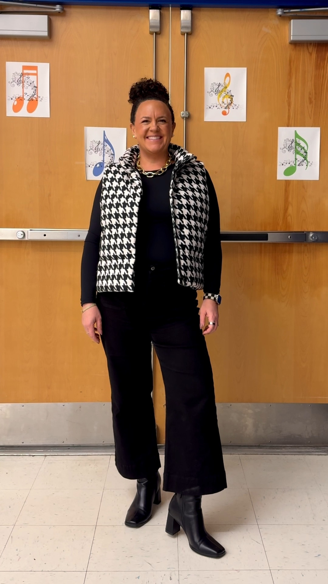 I’m 5’4, 173lbs
Vest: L
Shirt: L
Pants: L
Boots: TTS

#LTKPetite #LTKWorkwear #LTKootd