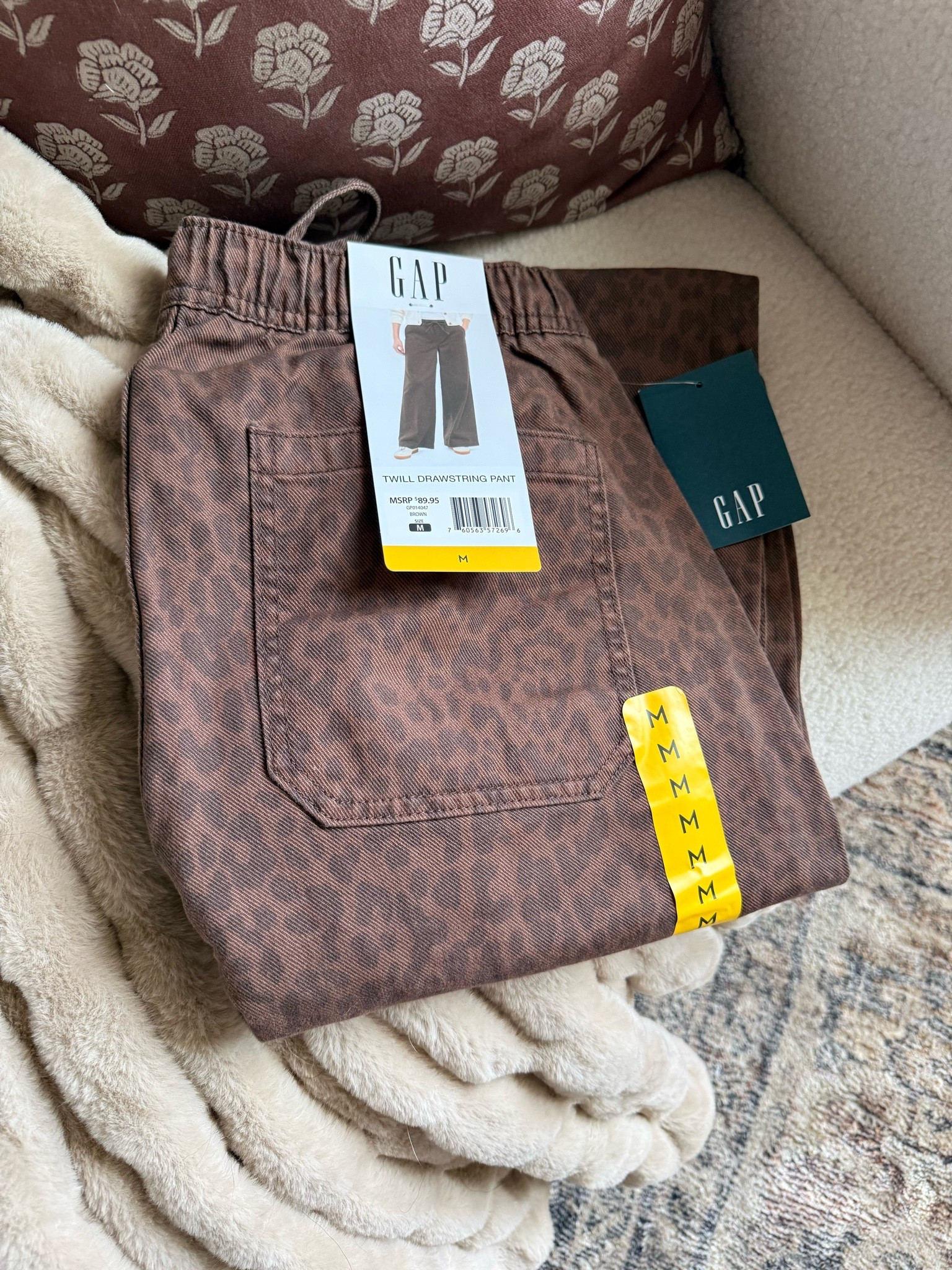 Found these cuties at Sam’s Club and they are suuuper comfortable! So easy to throw on and conquer the day 🤎
True to size

#LTKMidsize #LTKOver40 #LTKmomlife