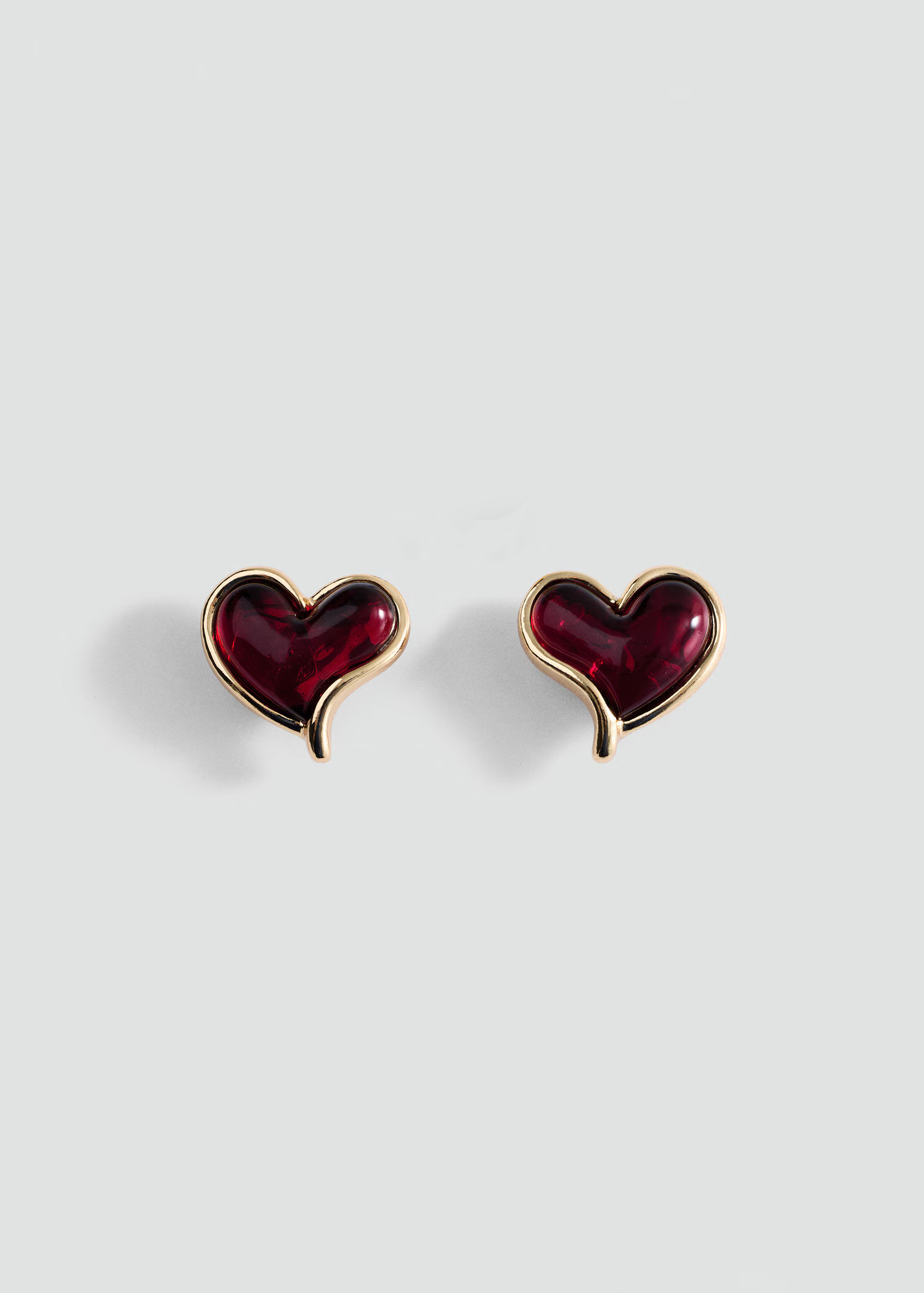 Resin heart earrings - Women | MANGO United Kingdom | MANGO (UK)