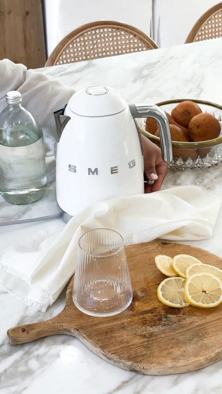 Build small, consistent habits with me this year. This SMEG electric kettle will be my go-to for staying hydrated.

#LTKhome #LTKfamily #LTKSeasonal