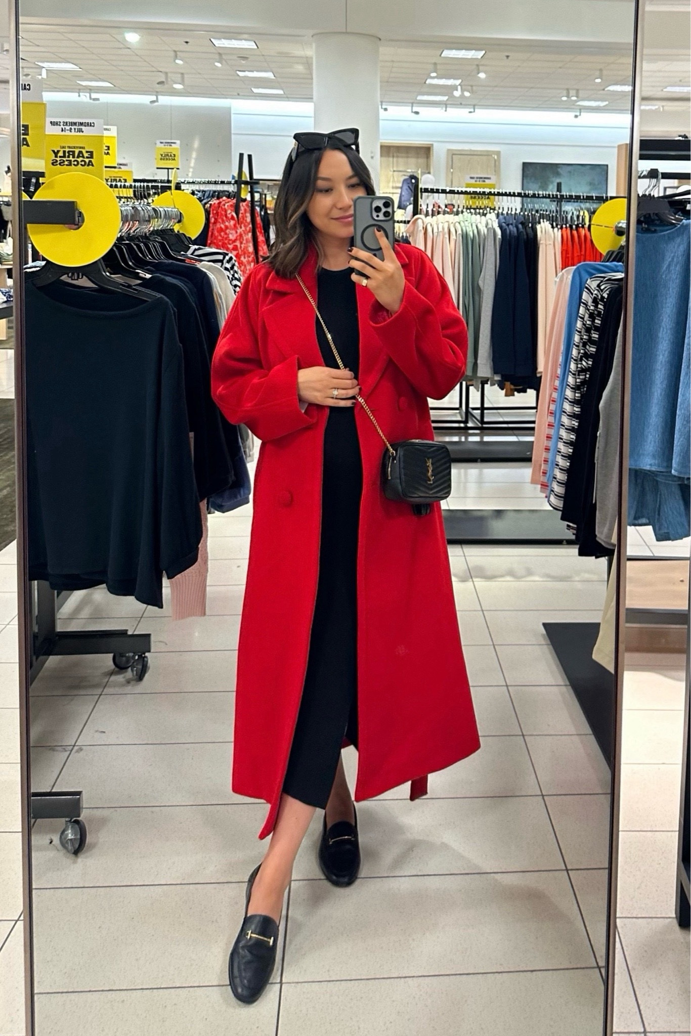 STILL IN-STOCK: Nsale fall coat - on sale for $150!

Beautiful red coat — they only had large in store for me to try on. *Mostly made or polyester but great price point for the quality & perfect if you are allergic to wool coats 

Nordstrom anniversary sale / nsale / coat / fall staple / classic / pop of red 

#LTKSeasonal #LTKxNSale