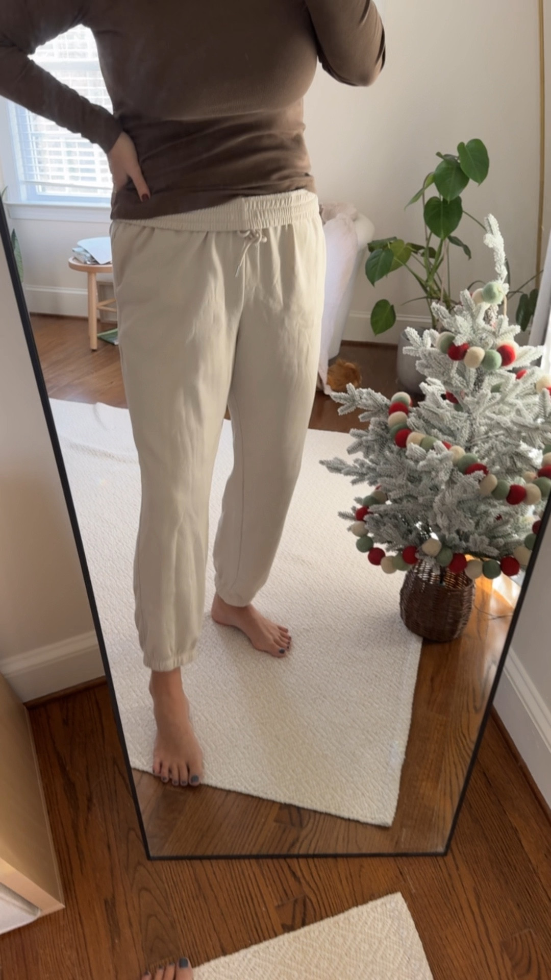 H&M sweats and favorite soft shirt

#LTKHoliday #LTKGiftGuide #LTKSeasonal