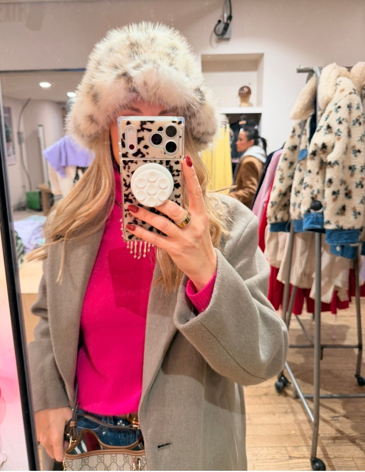 Bucket for hats currently trending for winter outfits

#LTKmomlife #LTKOver40 #LTKootd