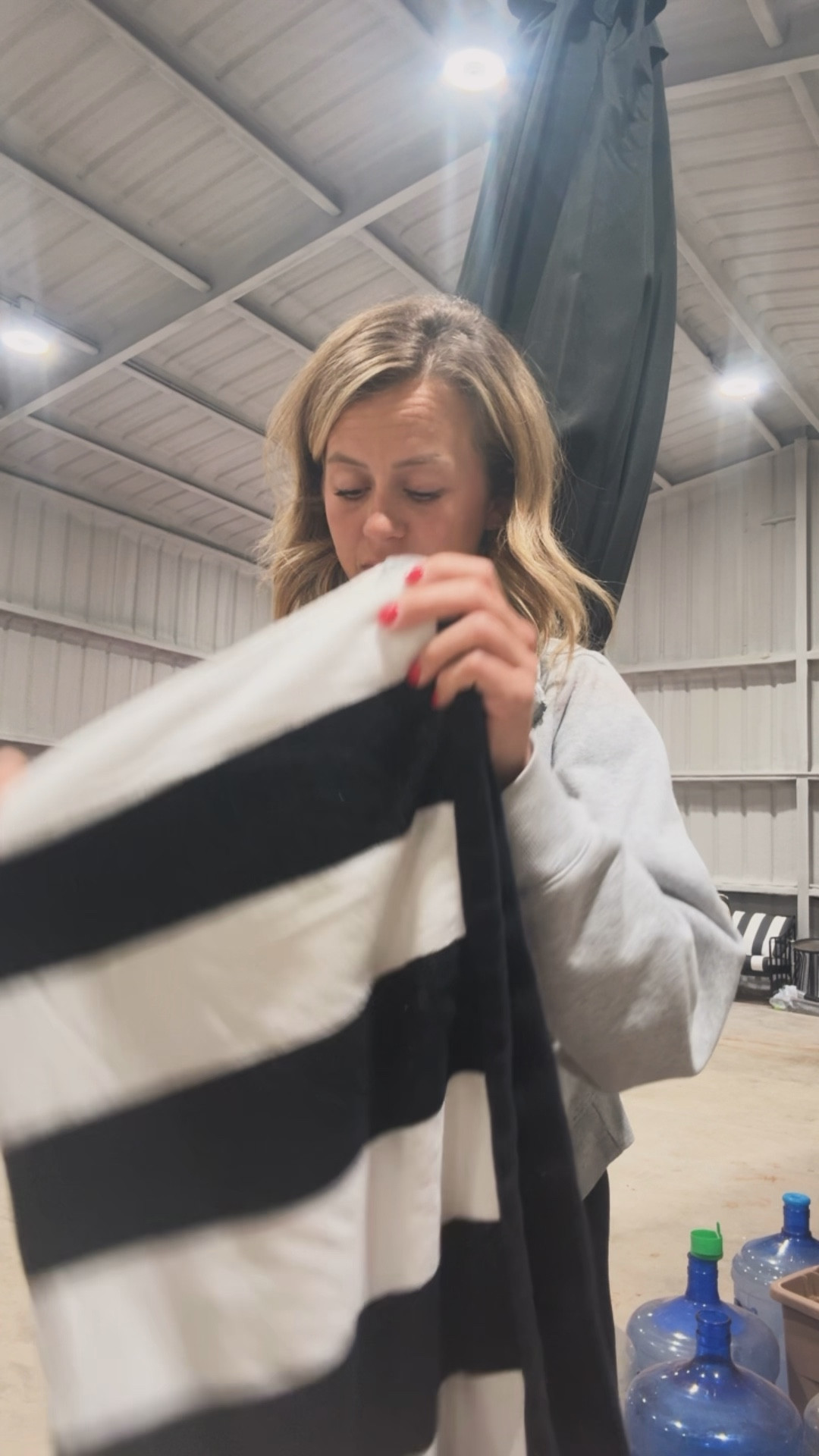 @Kohls is getting spring kicked off to a great start! They are having a patio sale and I was able to snag more patio umbrellas and pool towels!! Code: GOSHOP15 for an extra 15% off! #ad #kohlspartner #Kohlsfinds 

#LTKSwim #LTKSaleAlert #LTKSeasonal