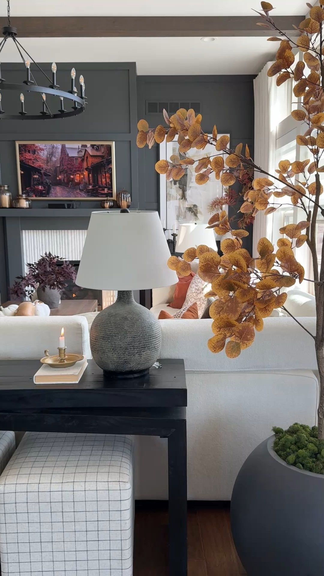 Fall views + Coffee Table Decor 🍂 

#LTKSeasonal #LTKHome #LTKSaleAlert