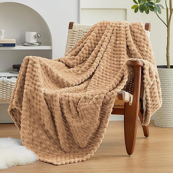 EXQ Home Fleece Throw Blanket 3D Imitation Turtle Shell Jacquard Fuzzy Flannel 50"×60" Camel | Amazon (US)