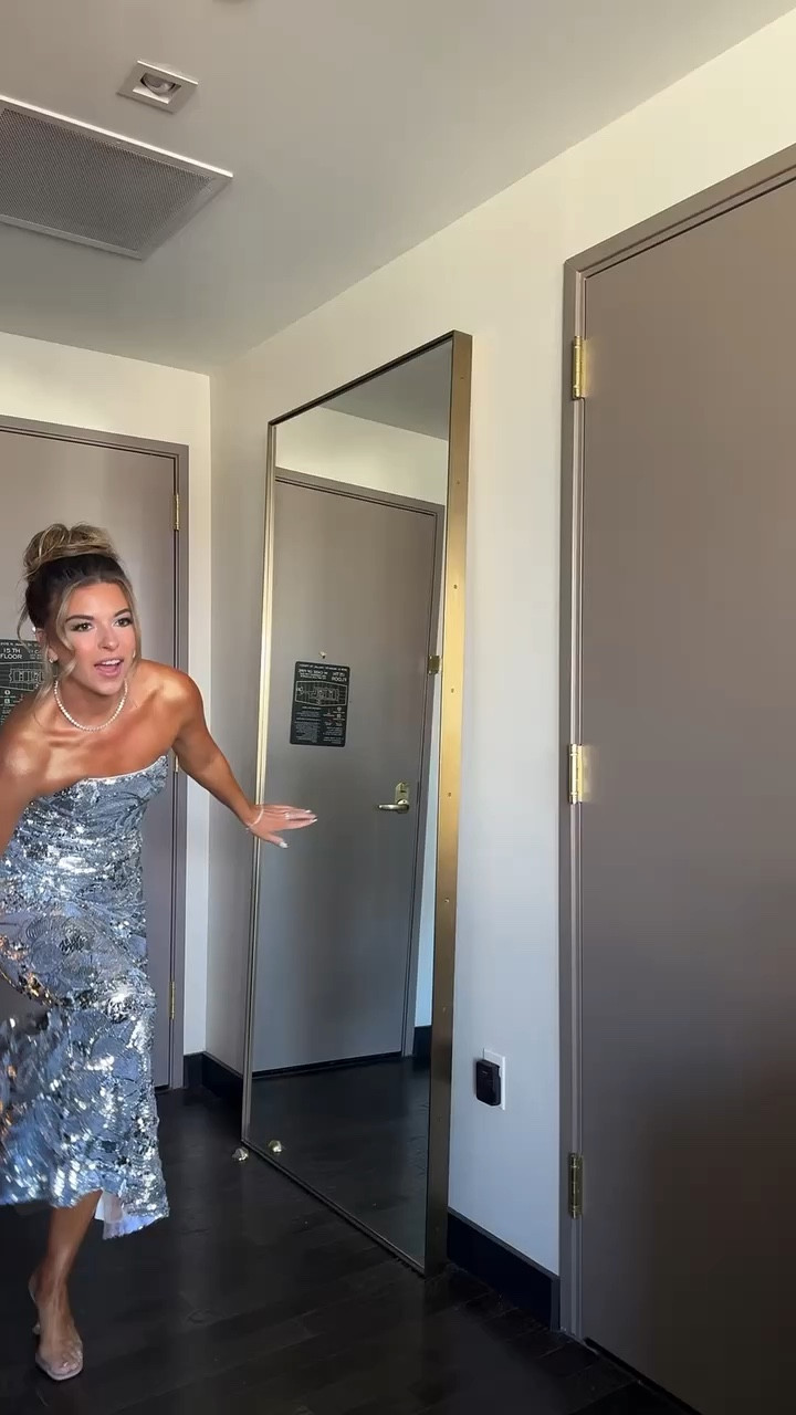 Silver strapless sequin formal evening event dress fall party dress

Wearing my usual small/2

Dibs code: emerson [unbothered bronze & strawberry summer]
Electric picks code: emerson20

#LTKCon #LTKWedding #LTKParties