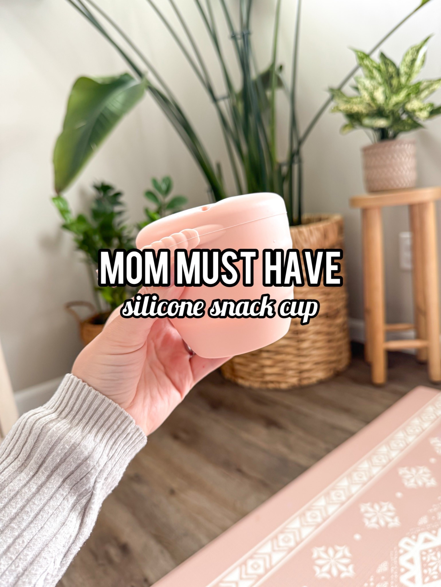 They even COLLAPSE for storage! 🤯
These silicone snack cups are perfect for on the go! They don’t spill when you drop them and are easy for little hands to get their snack out. 

#LTKKids #LTKBaby #LTKFamily
