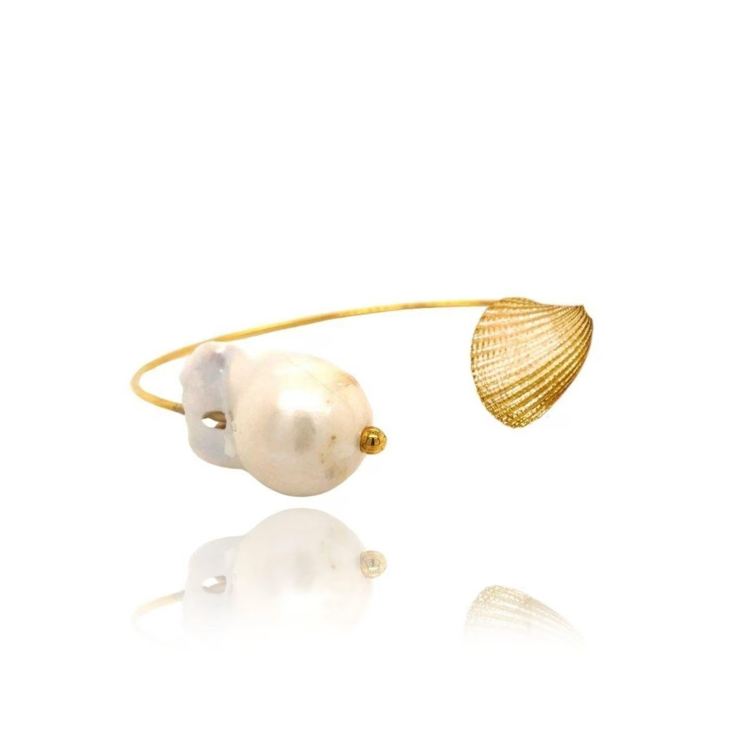 Oyster Baroque Pearl Cuff Bracelet | Wolf & Badger