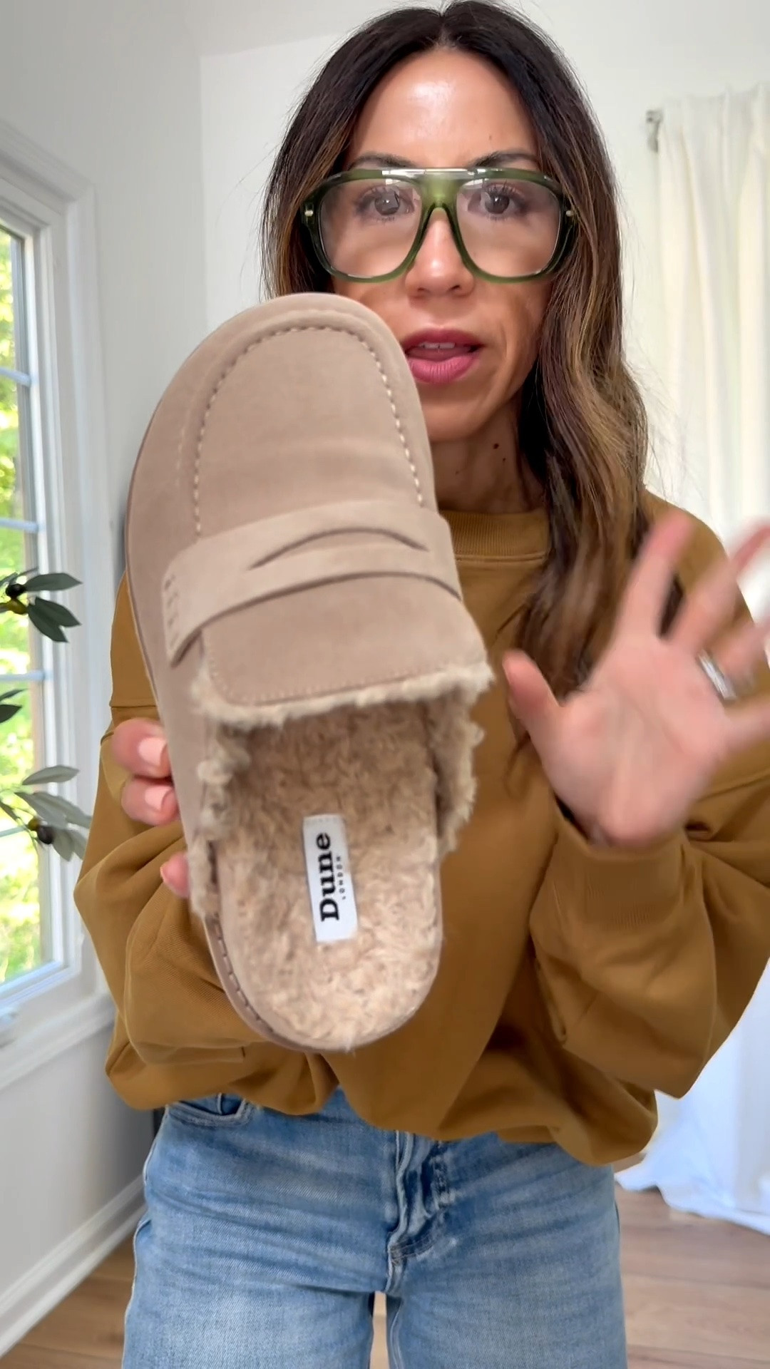 Clogs TTS. Sweatshirt small. Wide leg jeans 25. Jewelry code HOUSEOFLEO20

#LTKOver40