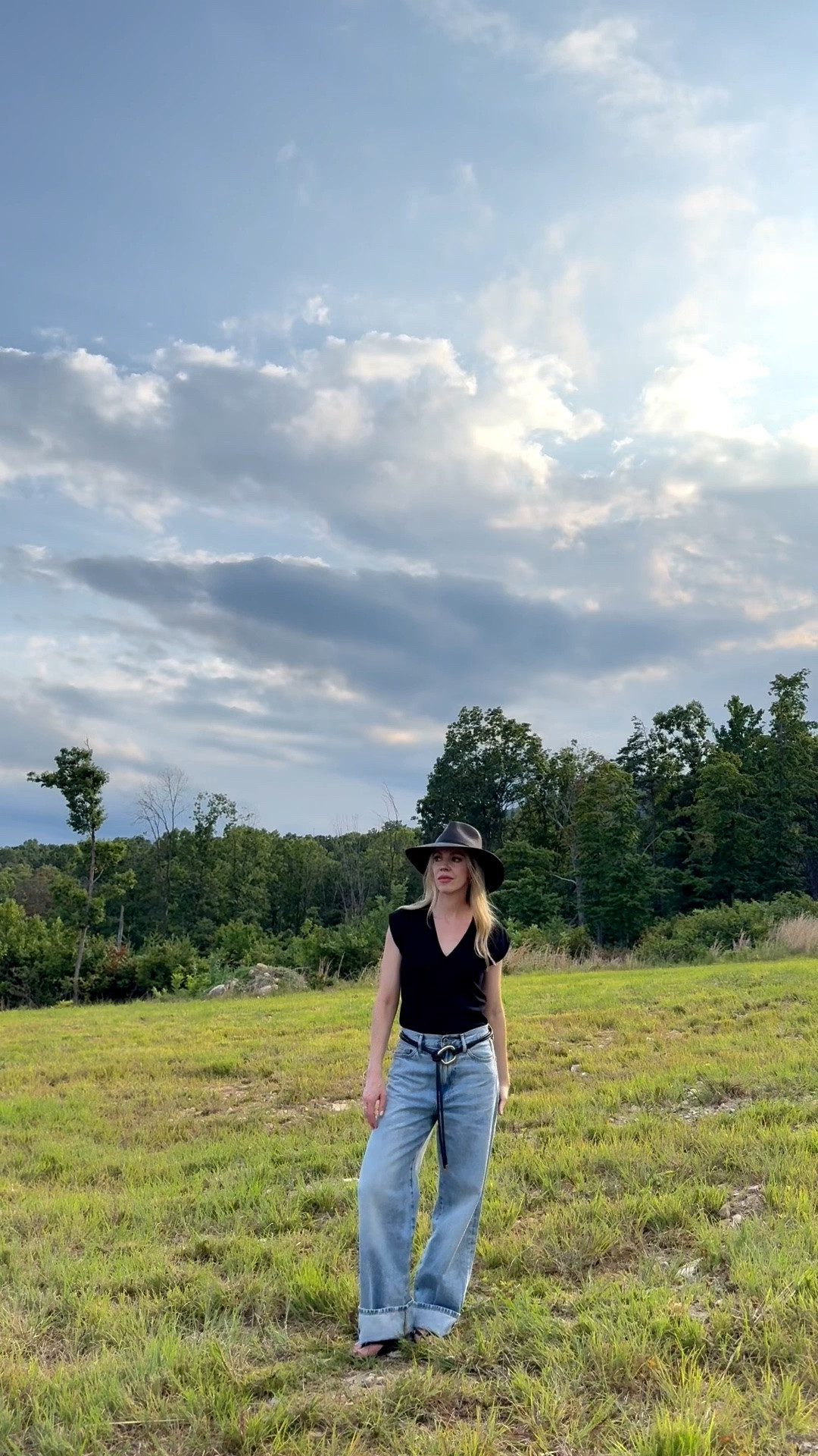 Casual summer outfit over 40, @Zara cuffed baggy jeans, country concert, summer outfits over 40

#LTKSeasonal #LTKOver40 #LTKSaleAlert