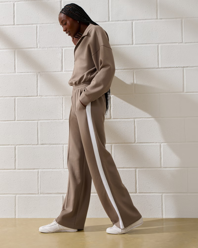 YPB neoKNIT Long-Sleeve Half-Zip Jumpsuit | Abercrombie & Fitch (US)