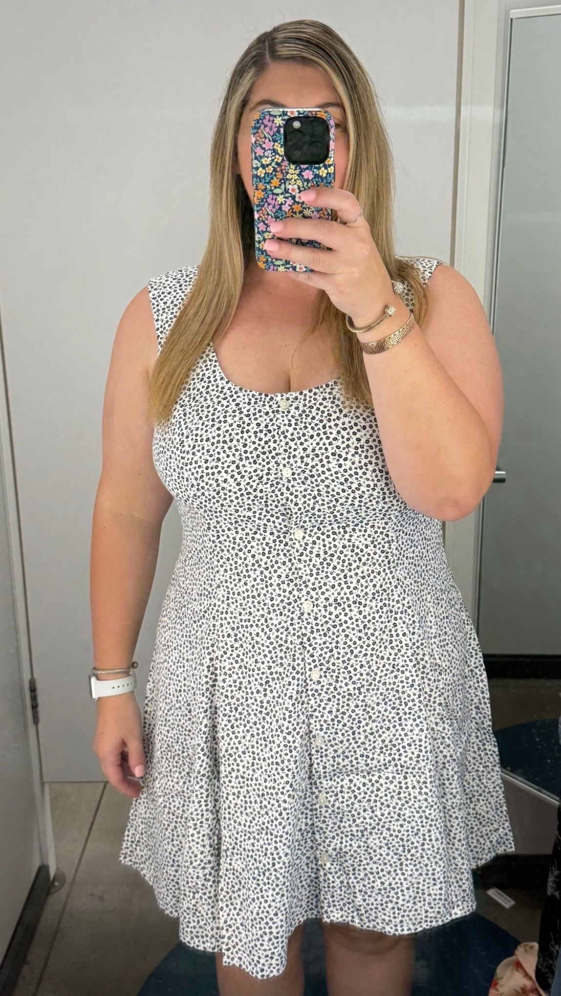 Fit & Flare Crepe Button-Front Mini
Dress under $30  | Old Navy
Black and white polka dot
women’s fashion, plus size fashion, midsize style, casual outfits, summer dresses, fall dress style ideas, effortless outfits, sleeveless 

#LTKFindsUnder50 #LTKMidsize #LTKPlusSize
