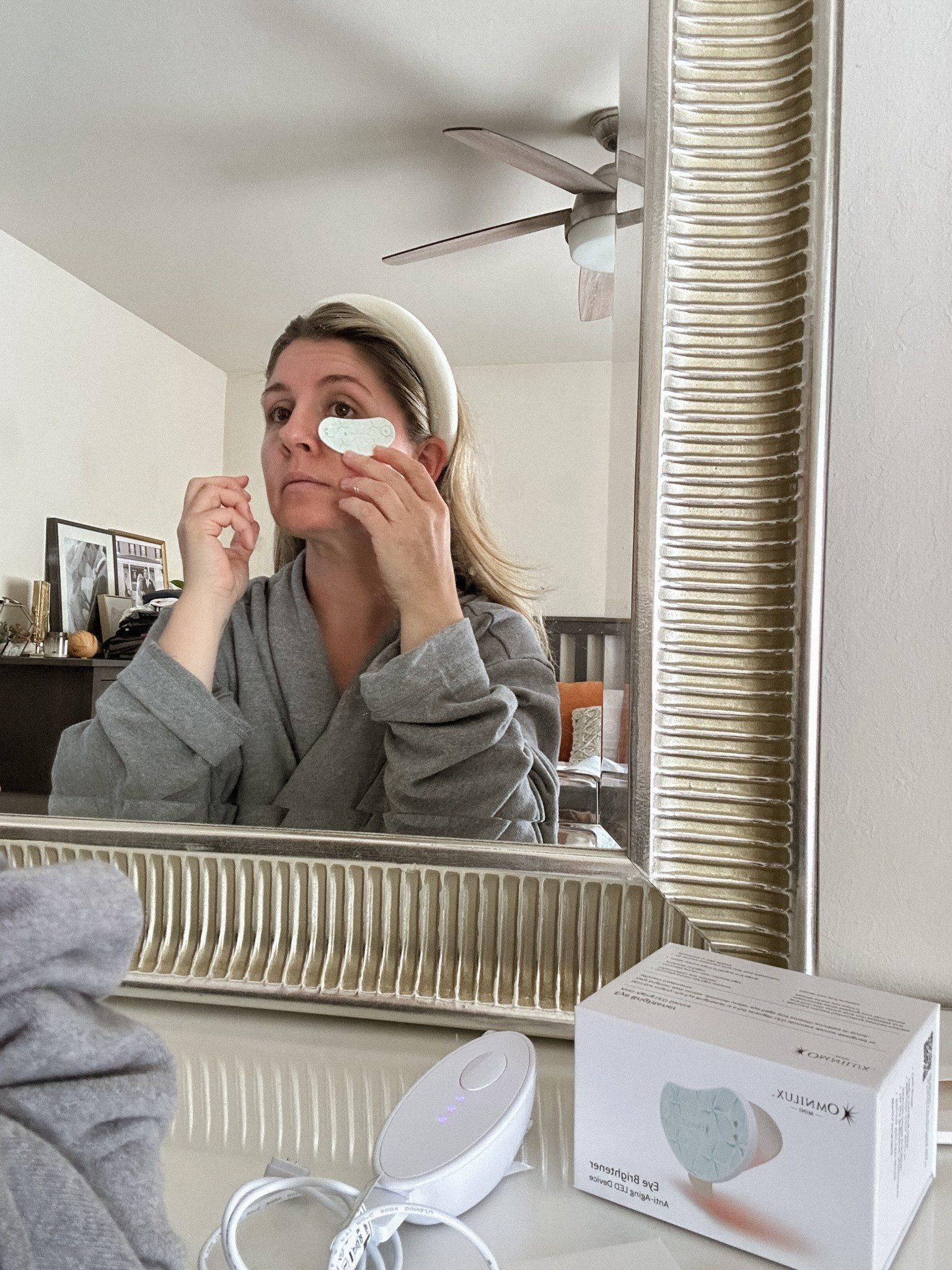 De-puff, brighten, and firm the under eye area with this clinically-proven, dermatologist-recommended red light therapy Mini device.

#LTKFindsUnder100 #LTKGiftGuide #LTKBeauty