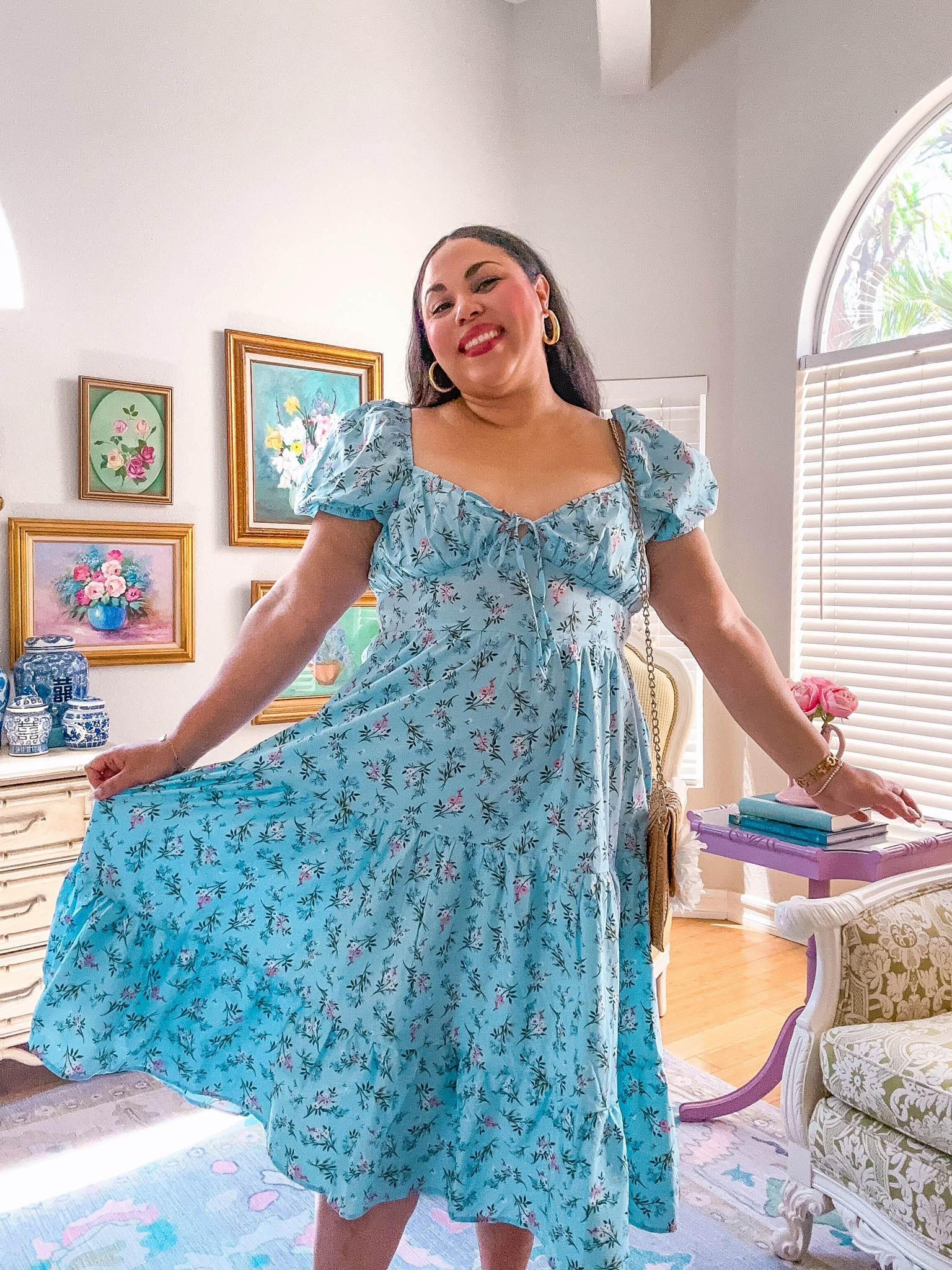 A little brunch day ootd! This floral dress is a great dupe for the Ophelia dress from Hill House and half the cost! Wearing my true size XL! 