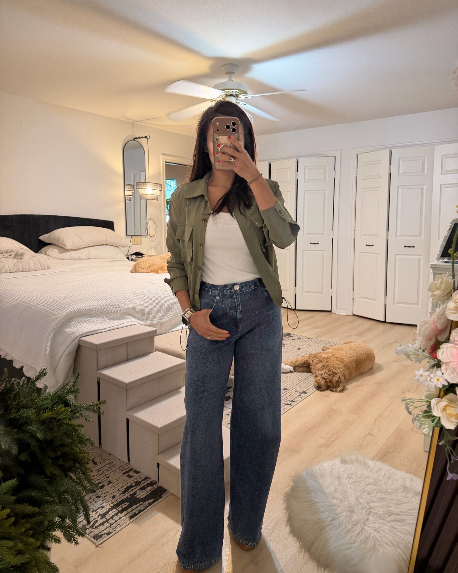 Sweatpants jeans on sale. Wearing size 25 regular. Get the ankle length if your 5’4” & under

#LTKSaleAlert #LTKWorkwear