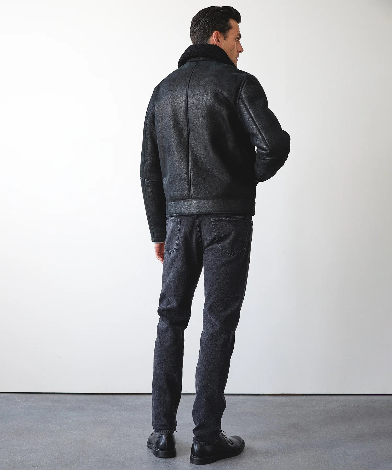 Italian Shearling Leather Aviator Jacket in Faded Black | Todd Snyder