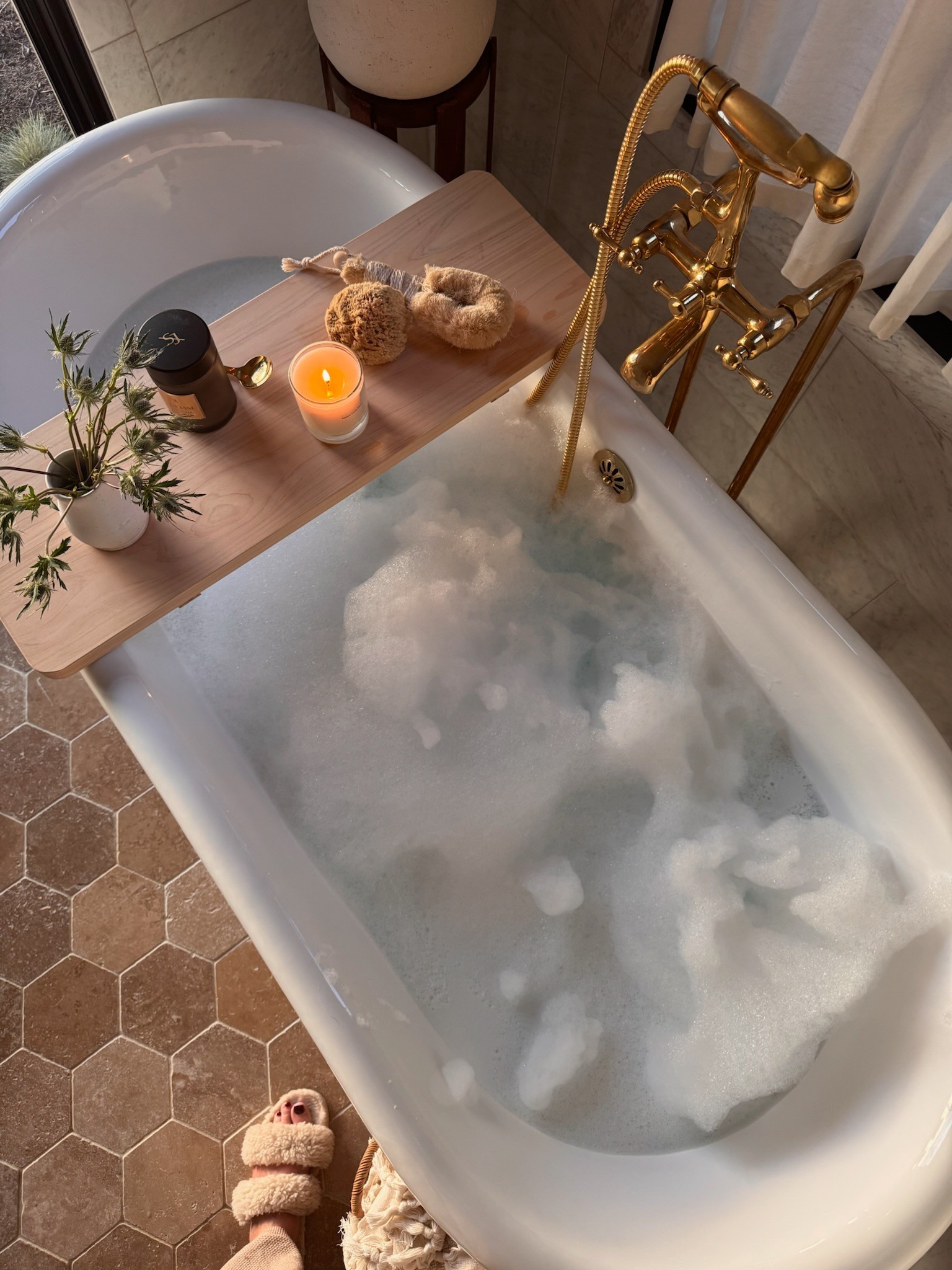 Wednesday mood:

Treating myself to a spa day in my cozy bathroom. Shop this look and more that we love!

#LTKHome #LTKSeasonal #LTKSpringSale