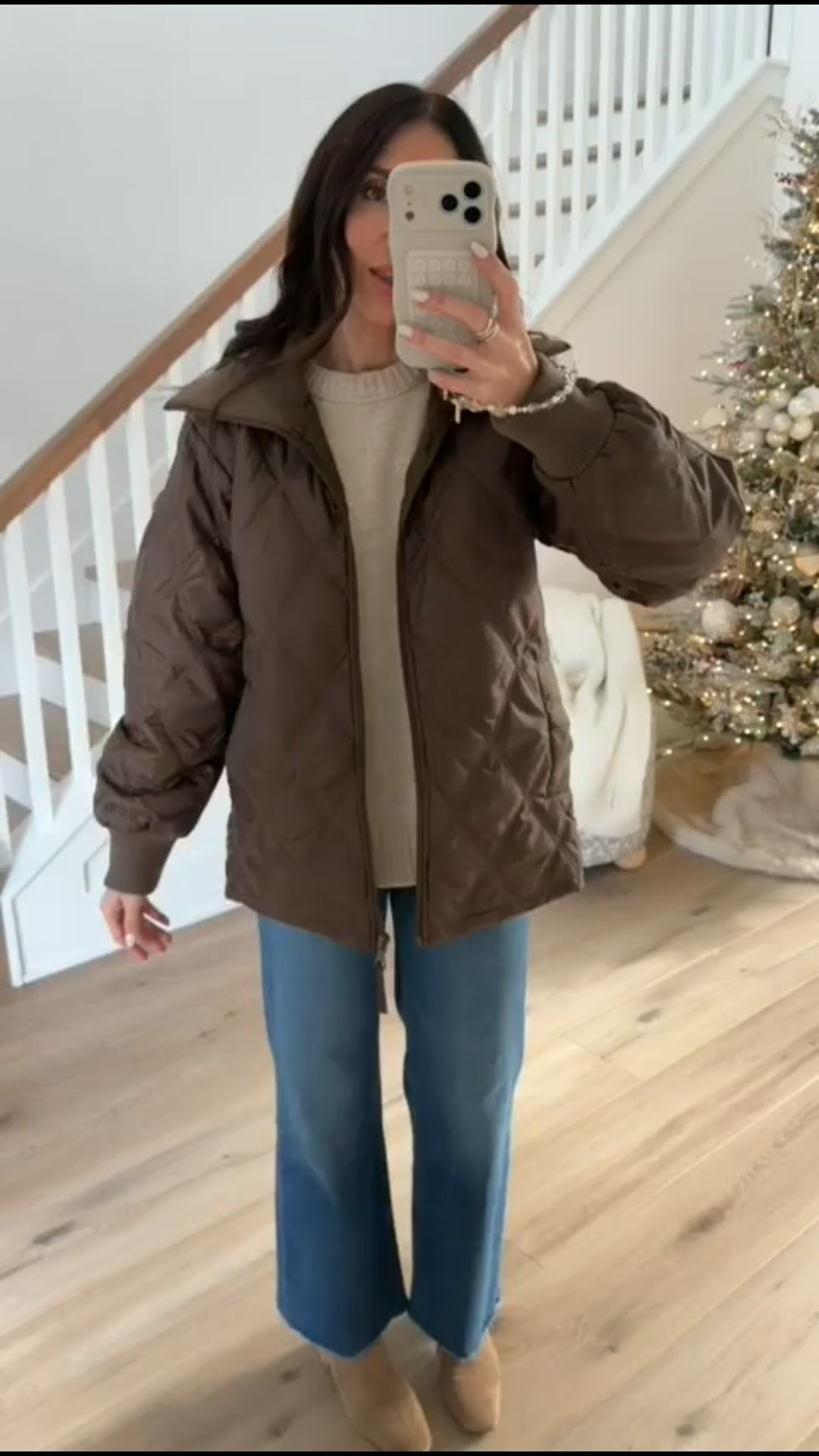 Brown jacket, oversized collar, quilted jacket, winter fashion, winter trends, annabrstyle.


#LTKSaleAlert #LTKFindsUnder100 #LTKOver40