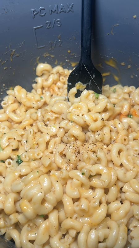 Perfected the best spicy Mac and cheese recipe 😋

#LTKhome