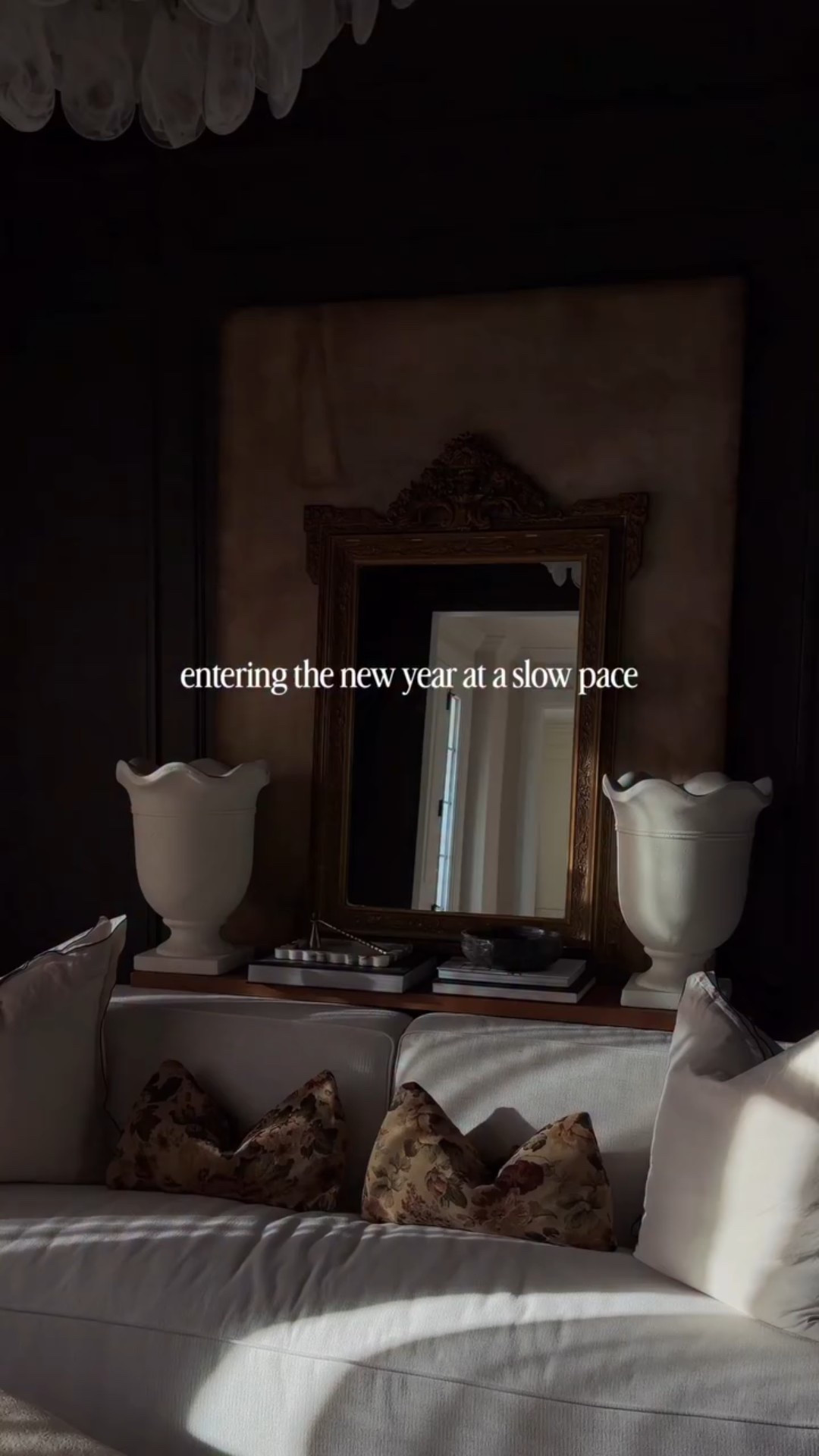 if no one has told you yet, it’s ok to enter the new year at a slower pace 🤍

I do love all the vision boarding and organizing plans for the new year but it’s also fine to just enter the year slowly + peacefully, taking one day at a time 🫶🏼

#slowliving #newyear #quietlife #wayfaircreator #modernvintagehome quietliving slowlife organichome