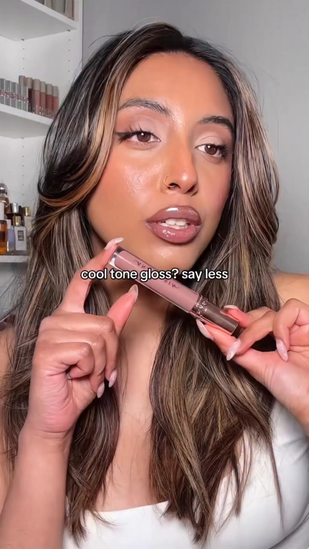 if you’re not using a cool tone gloss, you’re missing out 🤷🏻‍♀️🤭 (gloss 🔗 on my LTK) 

@anastasiabeverlyhills 

#cooltone #undertone #lipgloss #brownskin #browngirlmakeup #reels #explore #trending

#LTKFindsUnder50 #LTKBeauty