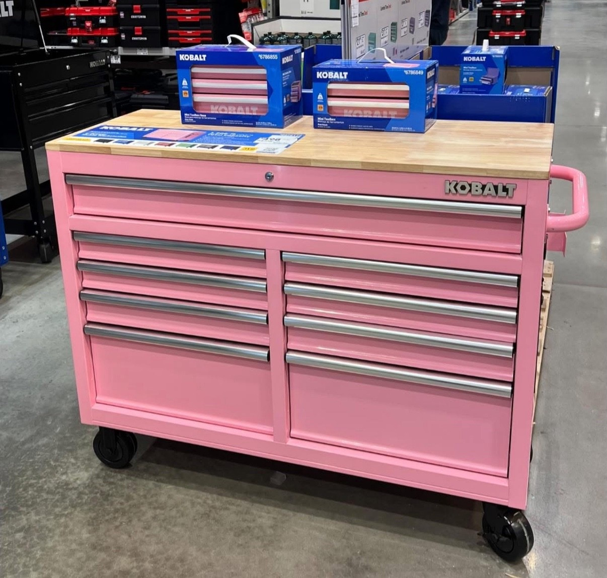 #pink #pinkyoolbox #pinktoolboxes #kobalt #lowes #girlstoolbox 