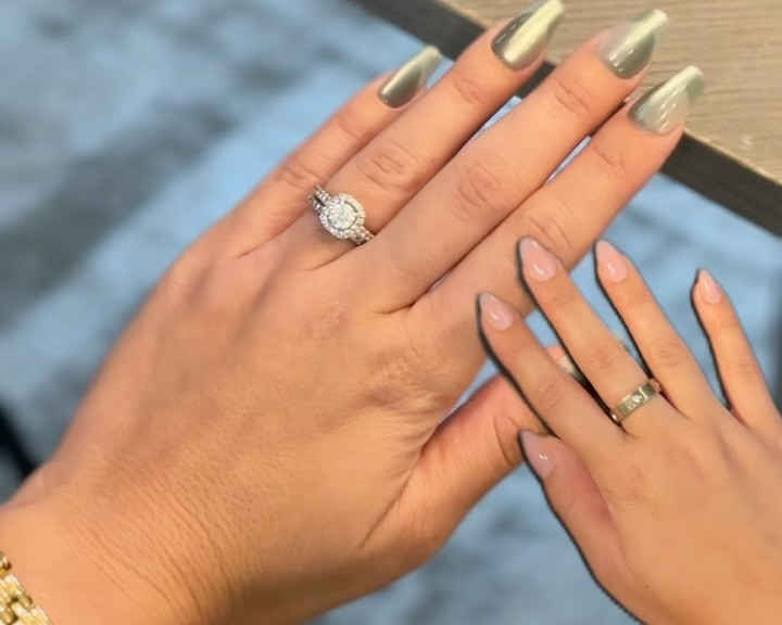 I asked ChatGPT to tell me what my press-on nail choices say about me…
and let’s just say it read me 💅

SLIDE 1: 
@nailreformation “Tropicool” — You have a fun creative side that loves a seasonal switch-up. 

SLIDE 2: 
@dashingdiva_usa “Rosewater Glaze” — You’re a quiet luxury kind of girl. You like your nails to whisper elegance, not scream it. The iridescent glow gives “clean girl” but with a touch of dreamy energy. You’re likely organized, and intentional.

SLIDE 3
@dashingdiva_usa “French Glaze” — You’re the type to romanticize the little things. This set says you’re grounded, polished, and don’t need to chase trends to feel relevant. You believe beauty should work for real life, and you’re probably the friend everyone texts for outfit approval.

SLIDE 4: 
@celebritips_official “Classy Pink” — You like when things feel soft and structured. You’re tapped into beauty trends but still value sophistication. People might assume you’re high-maintenance, but you’re really just high-standard.