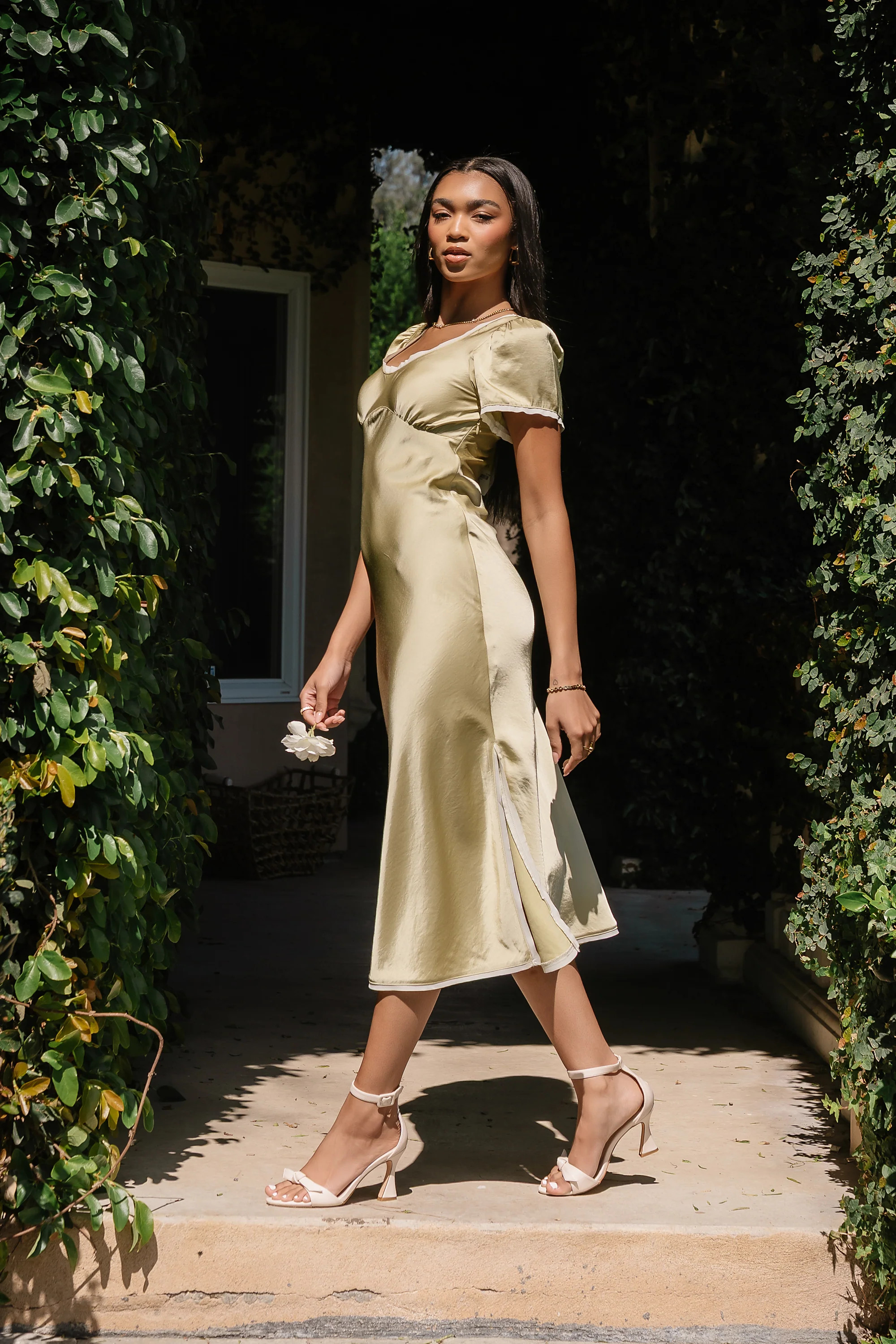 Austia Midi Dress in Green | Böhme US