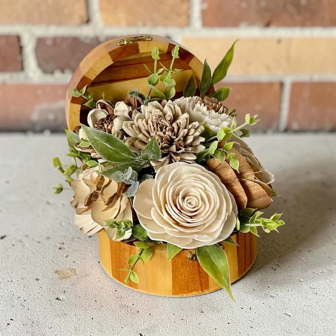 This rustic sola wood flower centerpiece by TinyHouseDecor is beautifully arranged in a charming wooden jewelry box for a unique farmhouse-inspired accent. Each bloom is handcrafted from natural tapioca root, then hand dyed and styled into a petite 6” arrangement that looks fresh but lasts for years. It’s a lovely table bouquet for home décor, weddings, or a thoughtful gift that blends natural texture with timeless floral beauty. 🌸 #ltkhome #ltkfinds #rusticdecor #etsyfinds #floraldecor #homeaccent

#LTKHome #LTKSeasonal