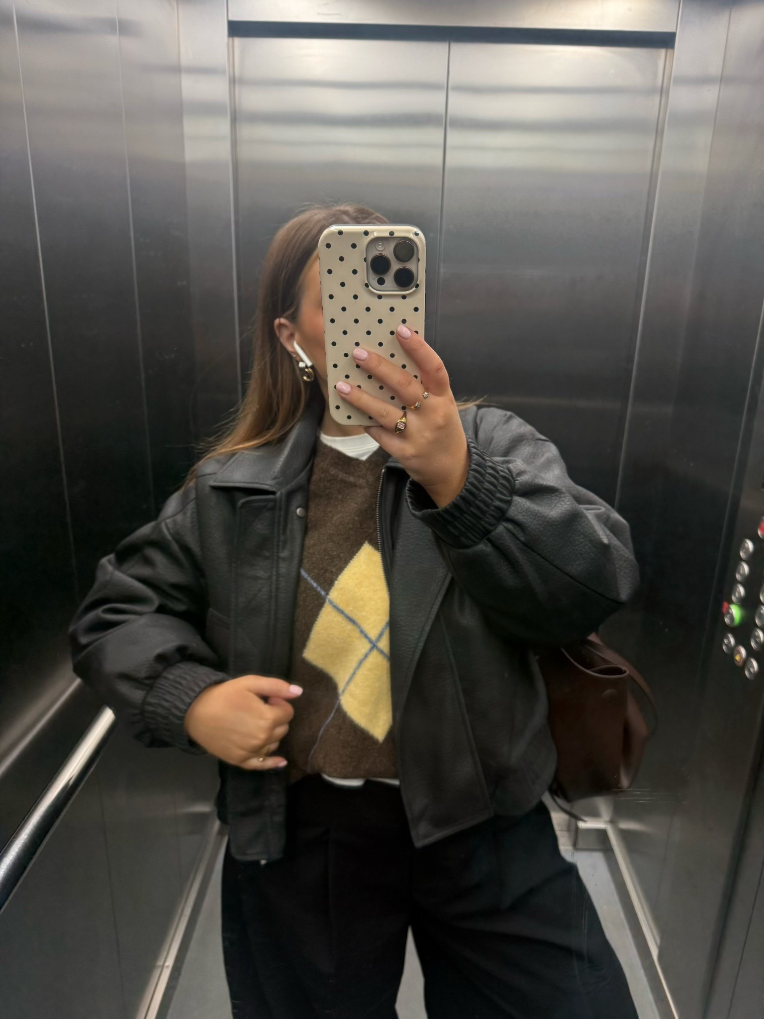 A fave ootd - jumper is sister and seekers 