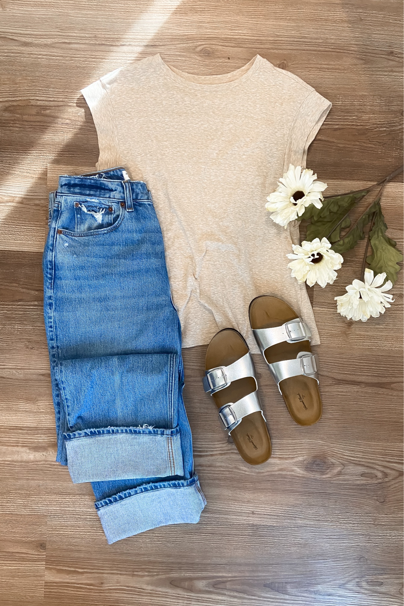 Strong shoulder top from Amazon. Jeans are XL length and fit great. I’m 5'6” for reference