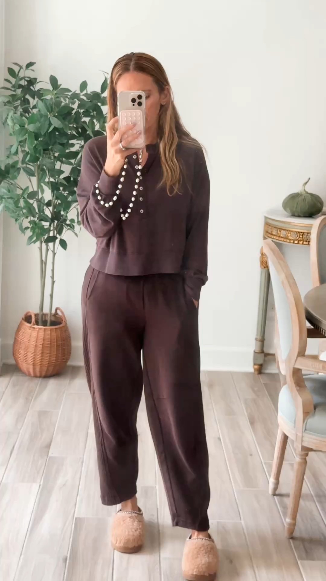 Code is LTKFALLSALE 

Cozy mom fall outfit 🤎 seriously so soft 🧸 this works for cozy Sunday, school drop off, running errands…so many options! 

Wearing XS bottoms and top. Slippers are size down in my whole size 


#LTKStyleTip #LTKFallSale #LTKFindsUnder50