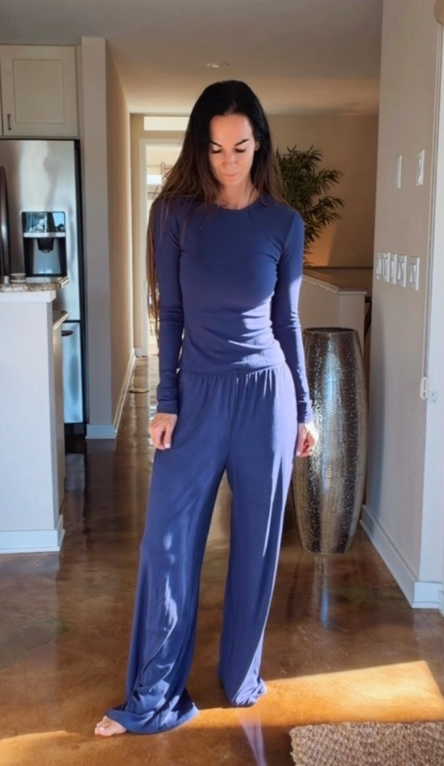 Couch. Brunch. School pickup. Sushi. Somehow this set understood every assignment. 💙

It’s ridiculously soft, effortlessly flattering and officially my new favorite loungewear—the kind you put on to stay home and then realize you’re perfectly dressed to go everywhere. We love a multitasking wardrobe moment. 😂

Wearing XS

#LoungewearStyle #ElevatedBasics #ComfyChic #EverydayStyle #NicoleColee

Wearing XS

#LTKootd #LTKdayinmylife #LTKgrwm
