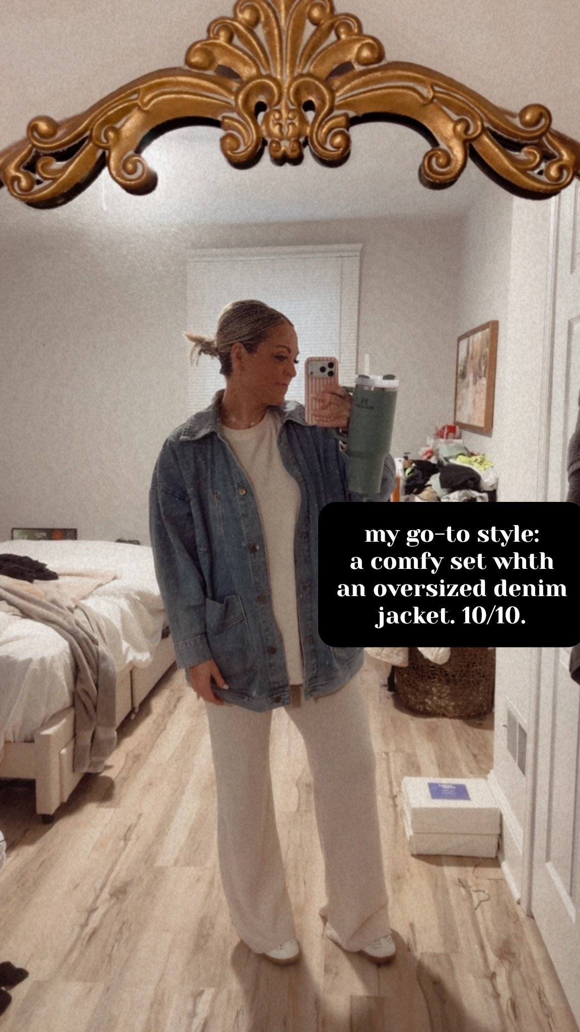Comfy set with a denim jacket will be my first choice 10 out of 10 times. No notes.