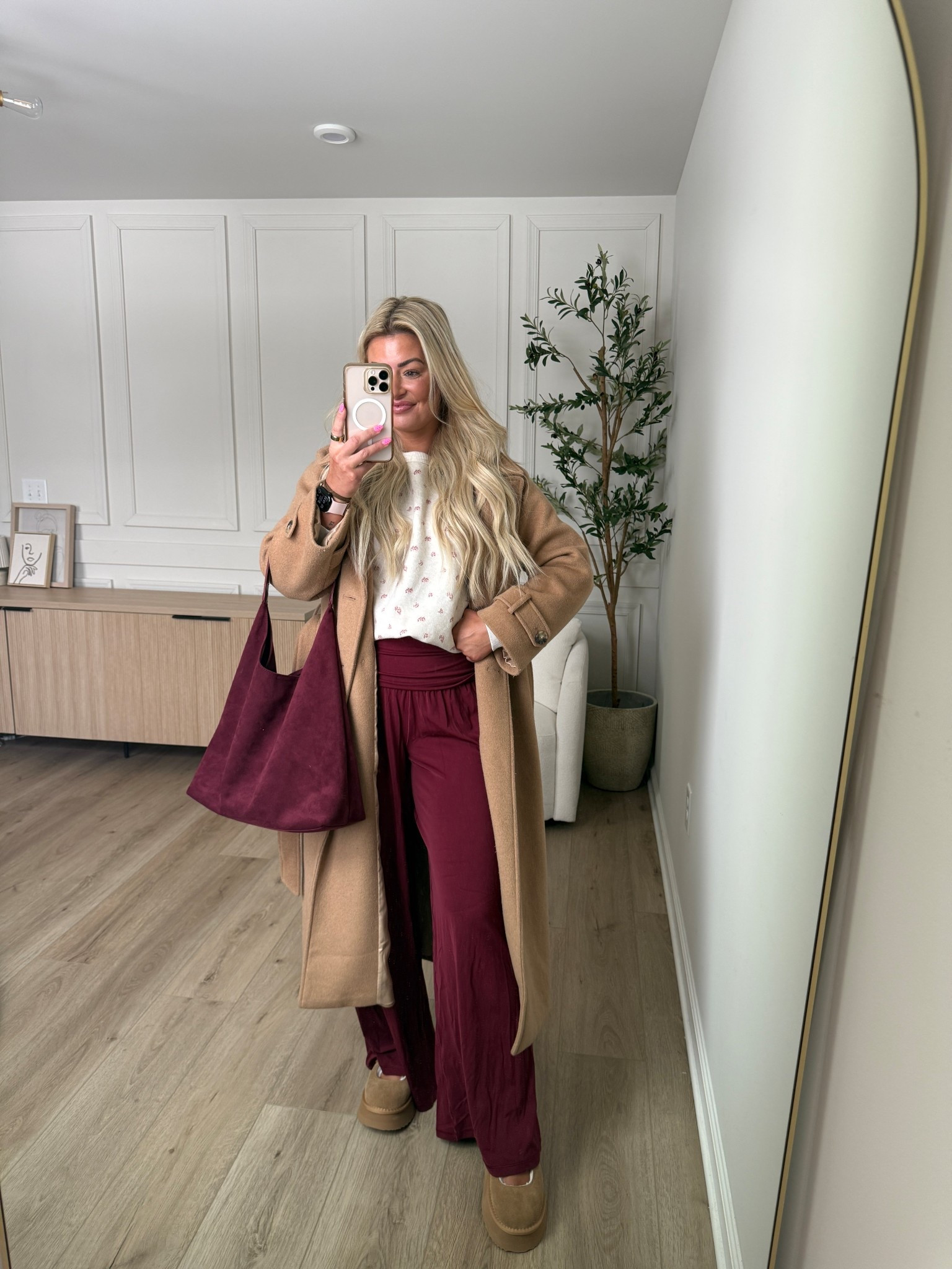 Look put together without wearing jeans: Awrie edition 👏🏻

Wide leg foldover pants, tres chic floral sweater paired with a long coat, slouchy purse and slip on shoes 

#LTKFindsUnder50 #LTKootd #LTKSaleAlert