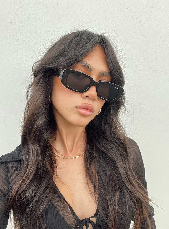 Creeper Sunglasses Tortoiseshell | Princess Polly US