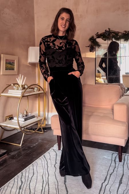 Battle of the velvet jumpsuits… part 2

Such a sucker for that lace detailing…

Wearing size 8

#LTKeurope #LTKparties #LTKHoliday