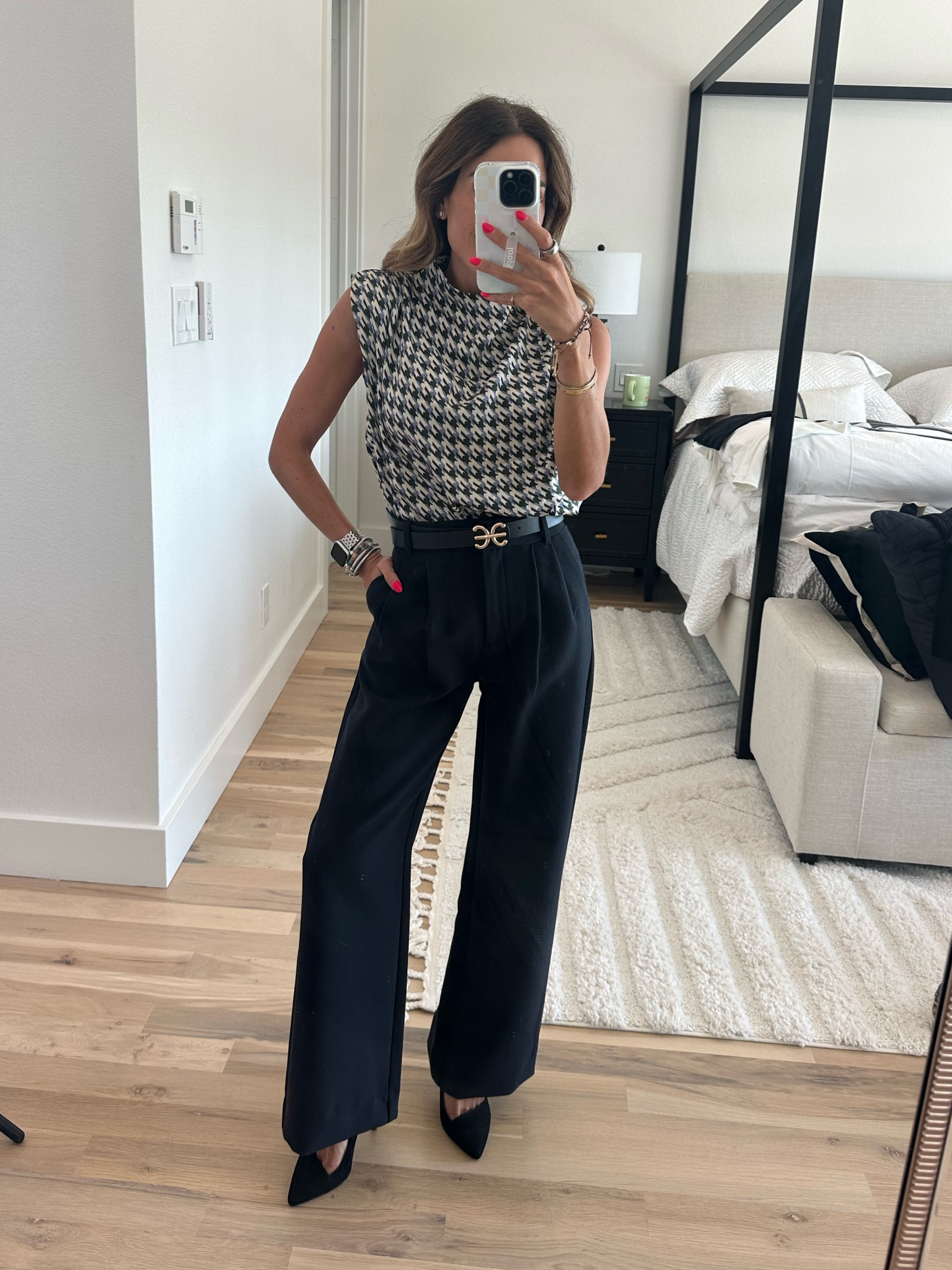 Blouse size Xs, pants size 23 short affordable workwear style 

#LTKFindsUnder100 #LTKFindsUnder50