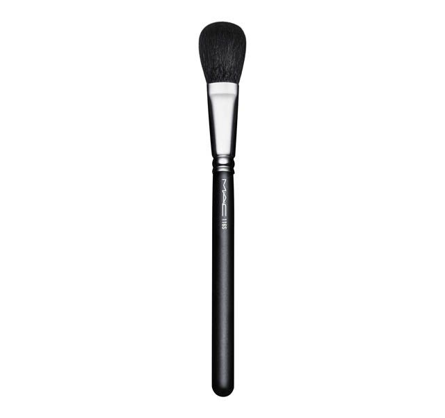 M∙A∙C 116S Blush Brush | M∙A∙C Cosmetics – Official Site | MAC Cosmetics - Official Sit... | MAC Cosmetics (US)
