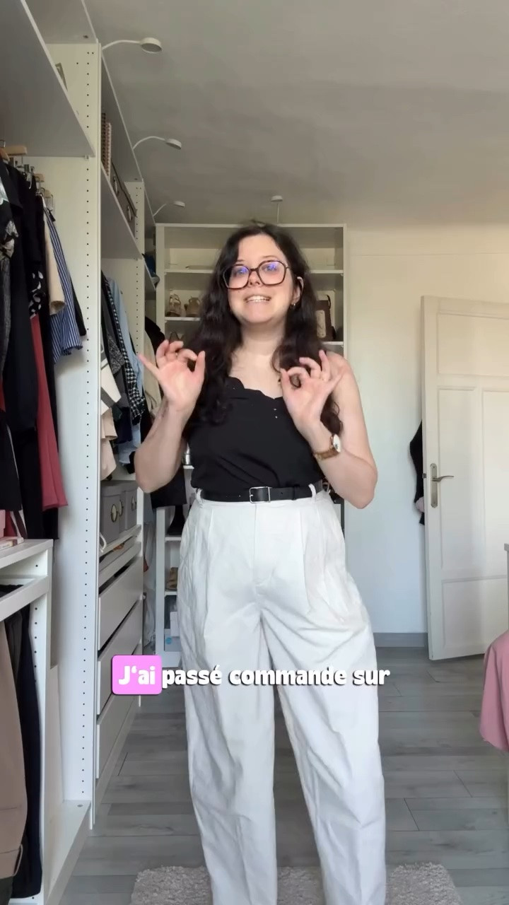 J’avais un objectif en commandant cette robe : trouver une robe d’invitée que je pourrai aussi porter bien après le mariage.
Je crois qu’elle a du potentiel mais j’ai l’impression qu’il lui manque un petit quelque chose.

Alors dis-moi : toi, avec quoi tu l’accessoiriserais ?

#LTKstyletip #LTKdresses #LTKmodest
