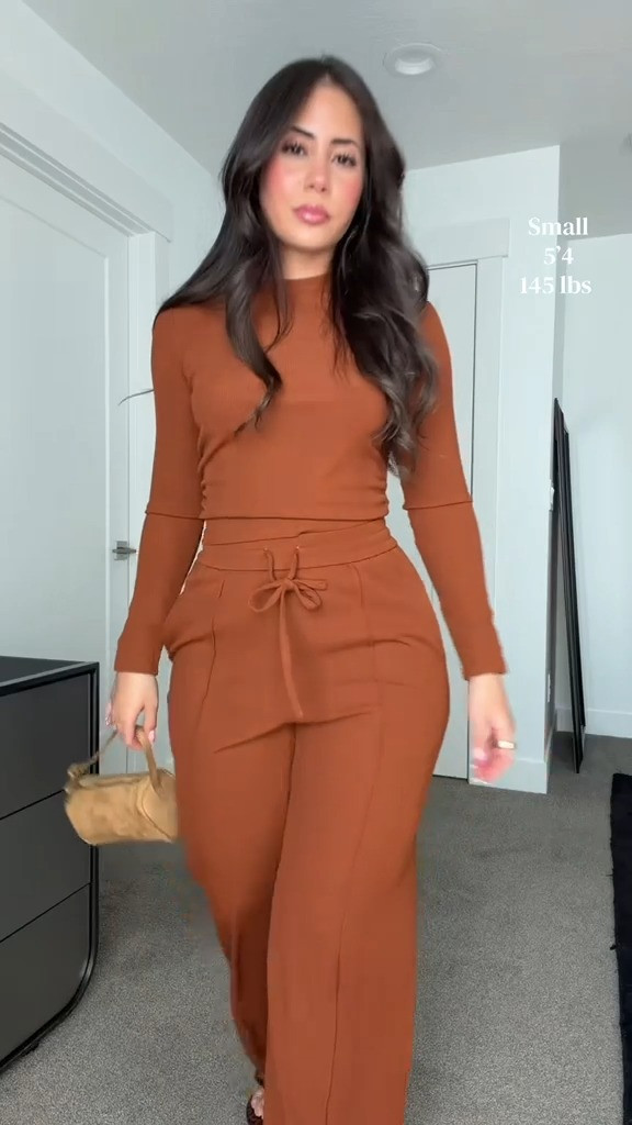 Rust-toned two-piece set, perfect for the fall transition! 

 #LTKootd #LTKmomlife #LTKU