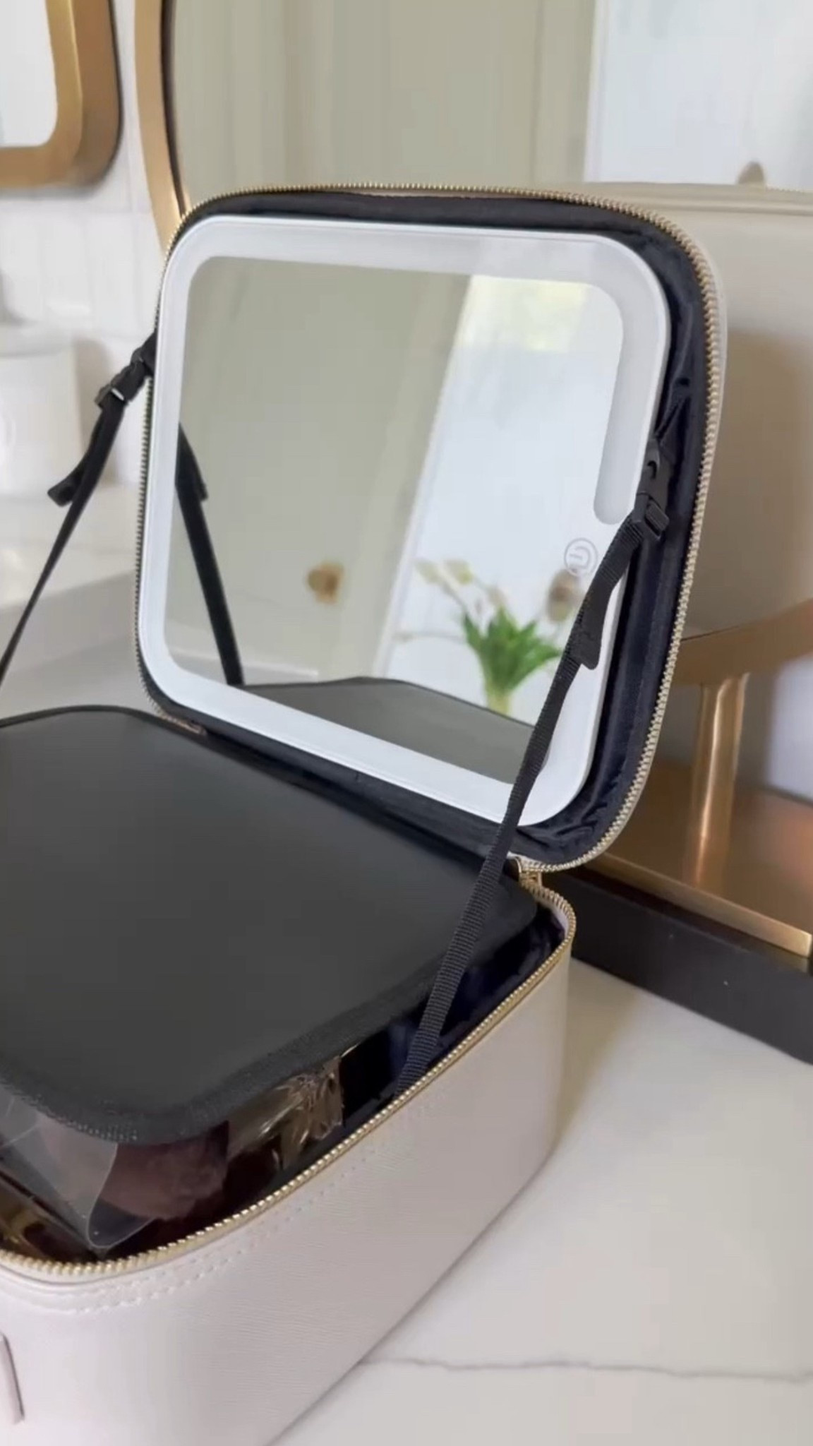 Amazon find!

Follow me @ahillcountryhome for daily shopping trips and styling tips!

Seasonal, Home, Summer, Bathroom, Travel

#LTKbeauty #LTKtravel #LTKSeasonal

#LTKselfcare #LTKSeasonal #LTKOver40